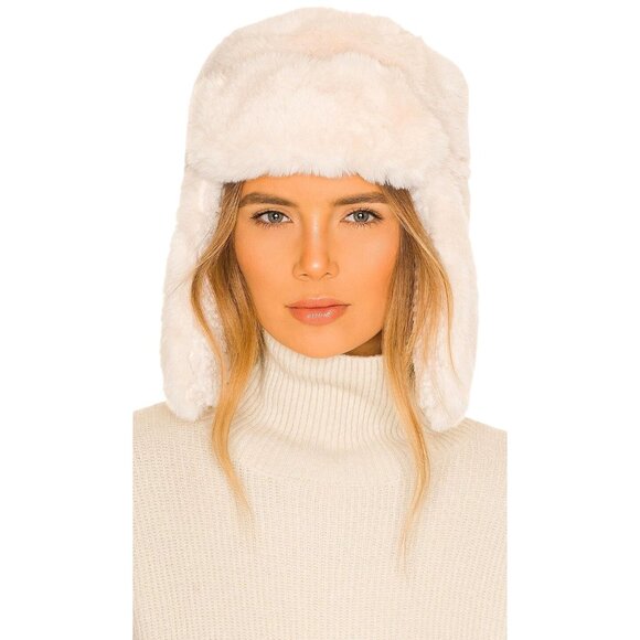 Hat Attack Apres Sherpa Trapper in Ivory One Size New Womens Faux Fur Hat - Picture 1 of 11